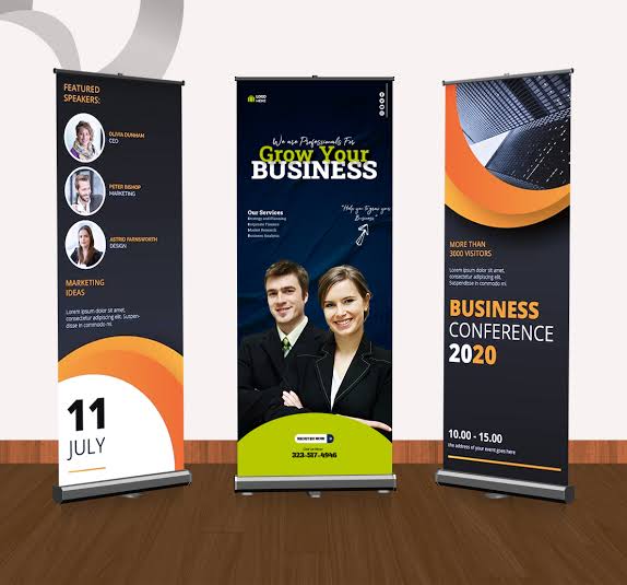 Roll-up standee printing in Bangalore from Rs.1750 — retractable, portable — Printigly